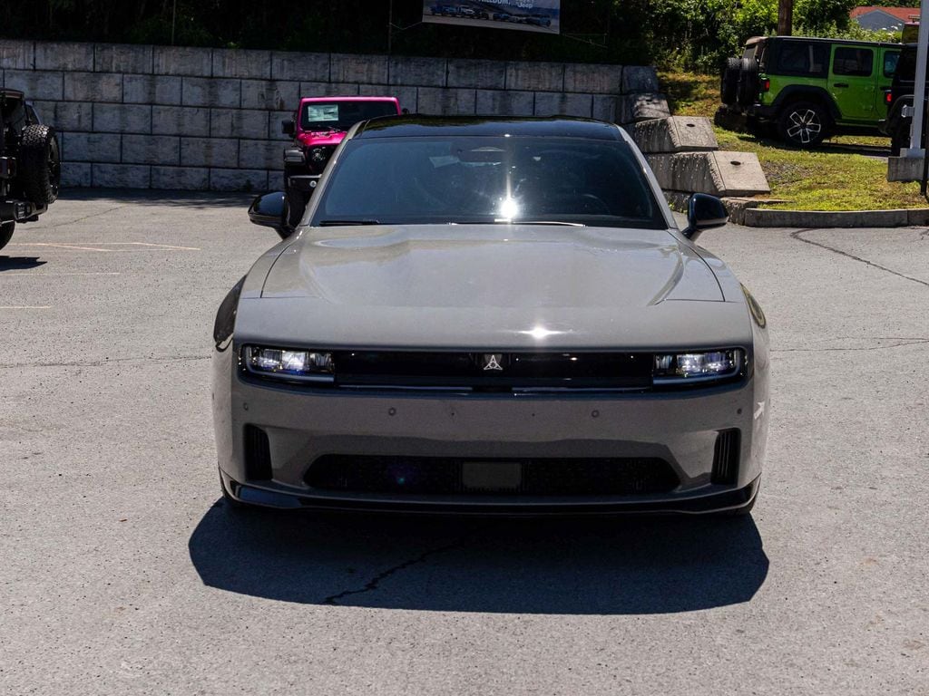 Used 2025 Dodge Charger Daytona R/T with VIN 2C3CDBCK0SR547034 for sale in Honesdale, PA