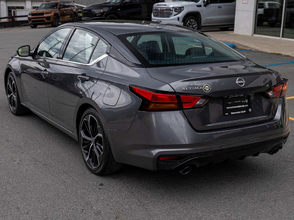 Used 2024 Nissan Altima 2.5 SR Sedan