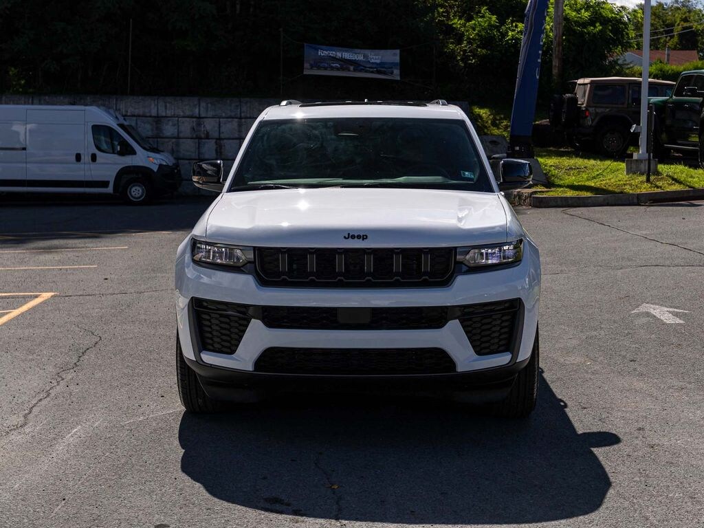 New 2026 Jeep Grand Cherokee LAREDO ALTITUDE 4X4 Sport Utility