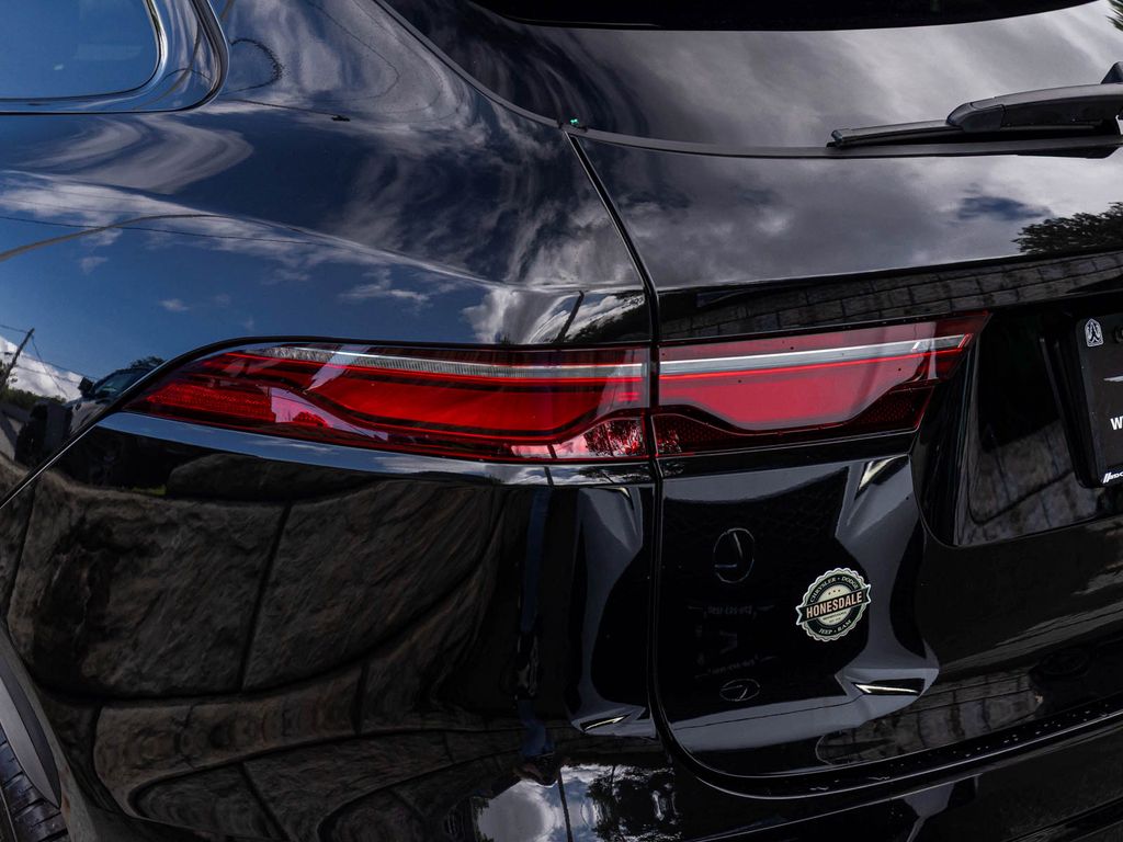 2026 Jaguar F-Pace R-Dynamic S - Photo 37