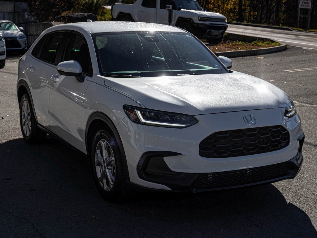Used 2025 Honda HR-V LX SUV
