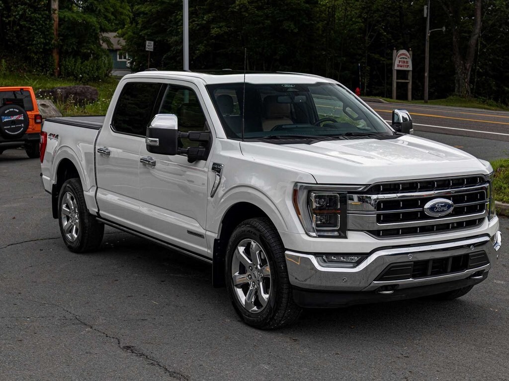 2022 Ford F-150 Lariat photo 2