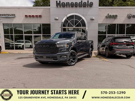 2026 Ram 1500 BIG HORN CREW CAB 4X4 5'7 BOX Pickup