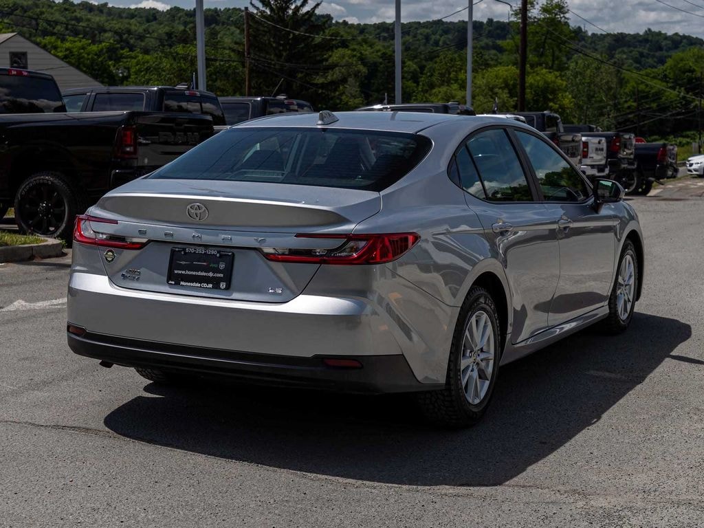 Used 2025 Toyota Camry SE Sedan