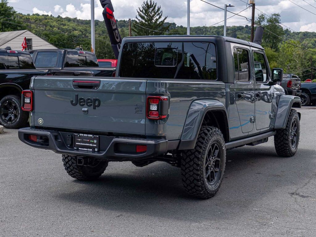New 2026 Jeep Gladiator Willys 4x4 Pickup