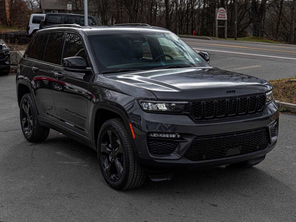 New 2025 Jeep Grand Cherokee LIMITED 4X4 Sport Utility