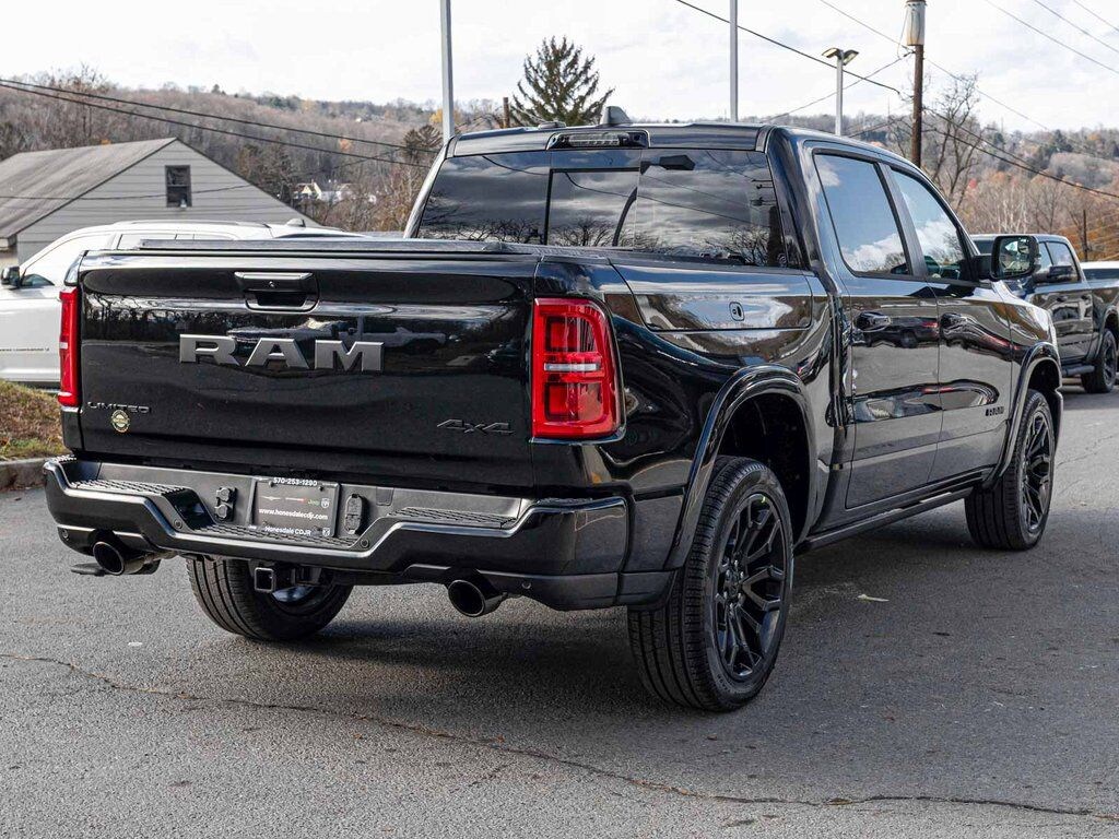 New 2026 Ram 1500 LIMITED CREW CAB 4X4 5'7 BOX Pickup