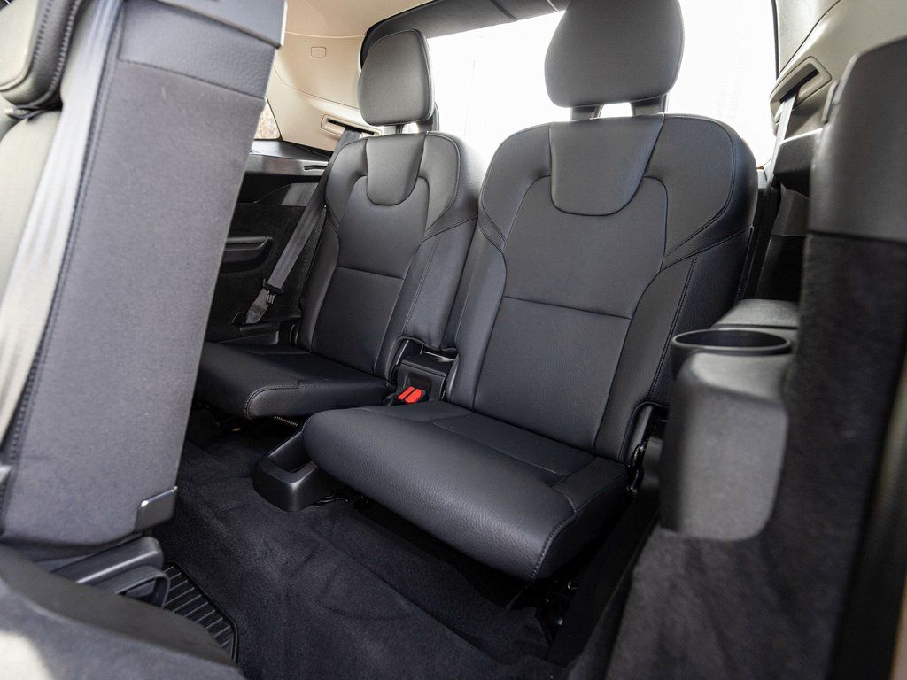 2024 Volvo XC90 Plus - Photo 28