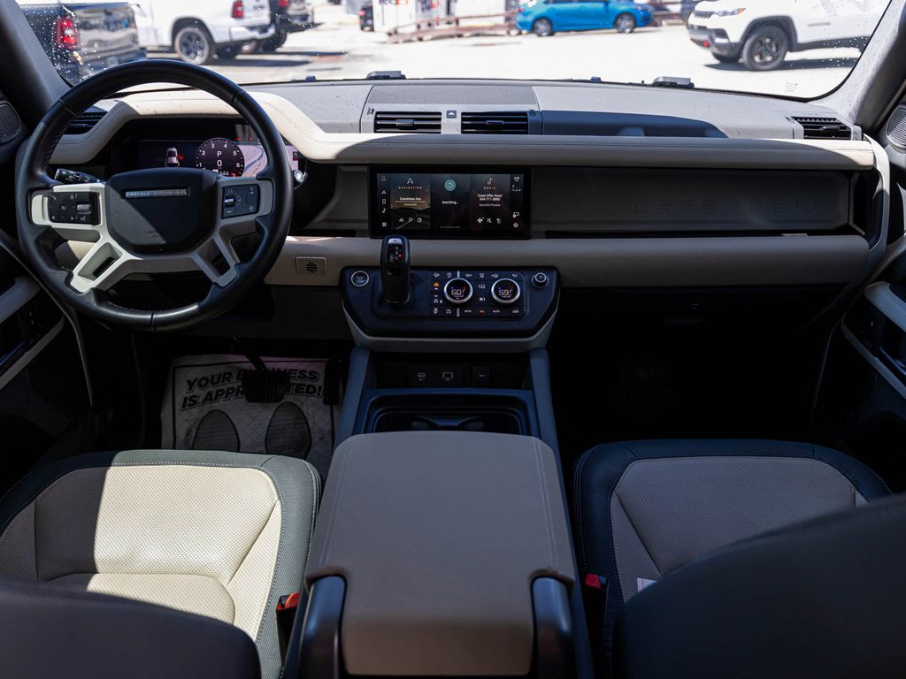 2023 Land Rover Defender X-Dynamic SE - Photo 30