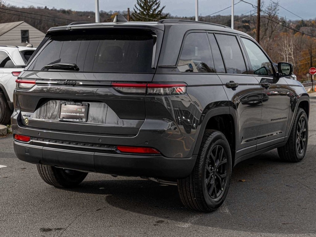 New 2025 Jeep Grand Cherokee ALTITUDE X 4X4 Sport Utility