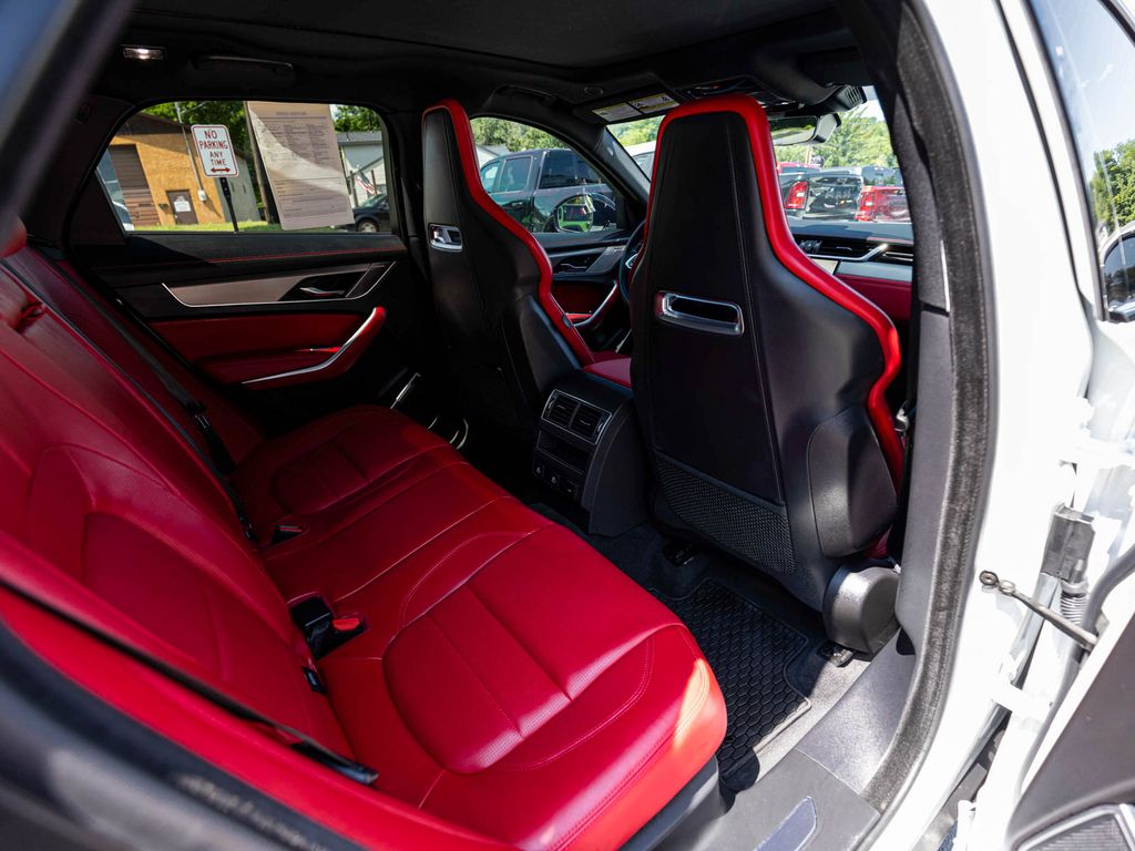 2026 Jaguar F-Pace R-Dynamic S - Photo 28