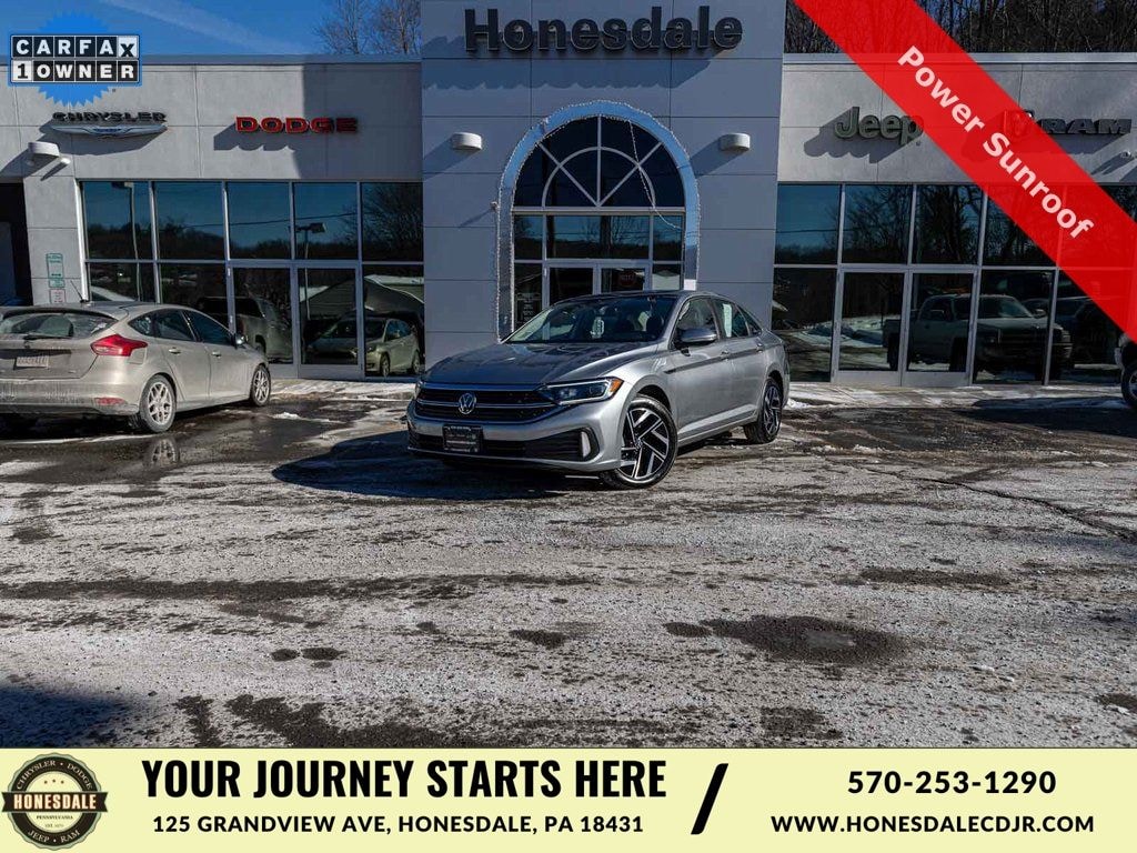 Used 2024 Volkswagen Jetta 1.5T SEL Sedan