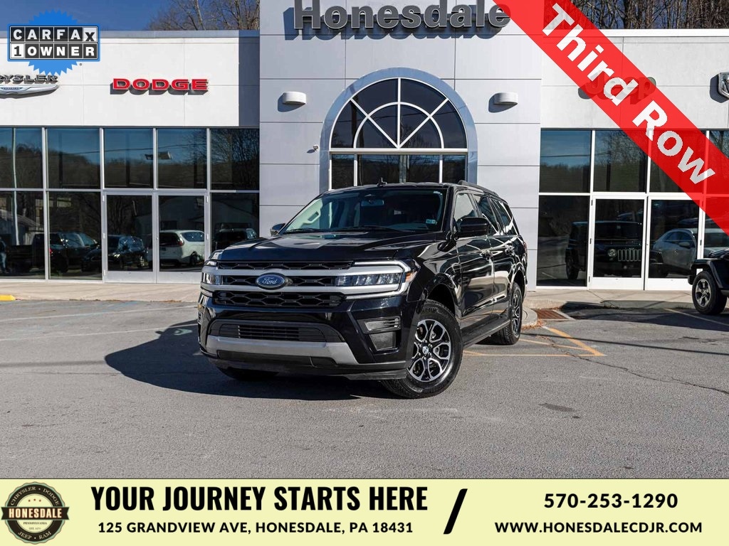 2024 Ford Expedition XLT's photo