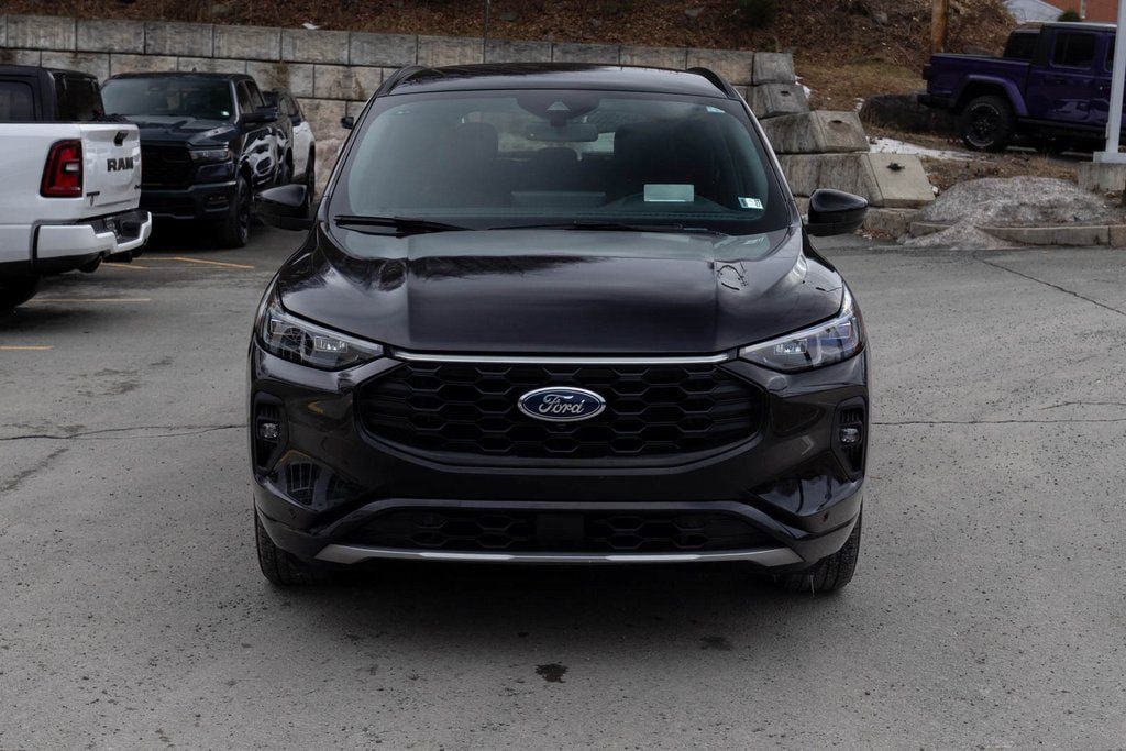 Used 2025 Ford Escape ST-Line Elite SUV
