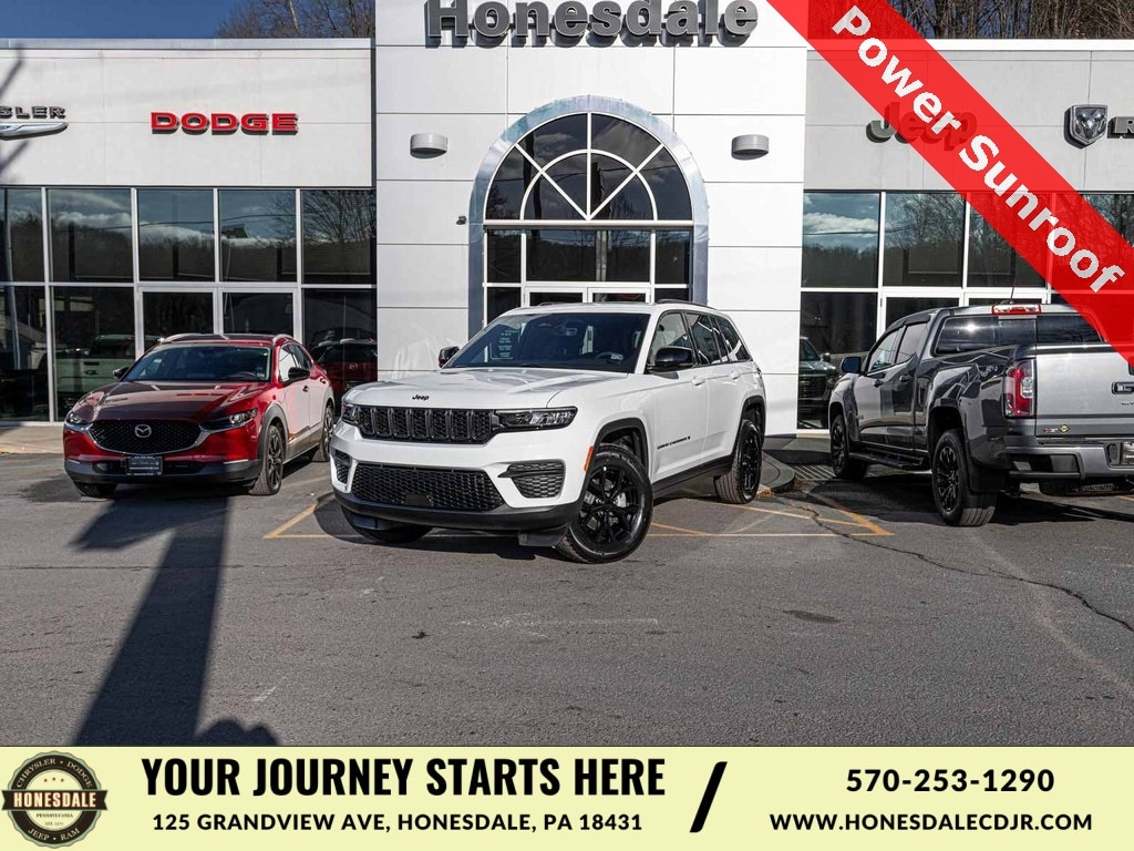 2025 Jeep Grand Cherokee Altitude's photo