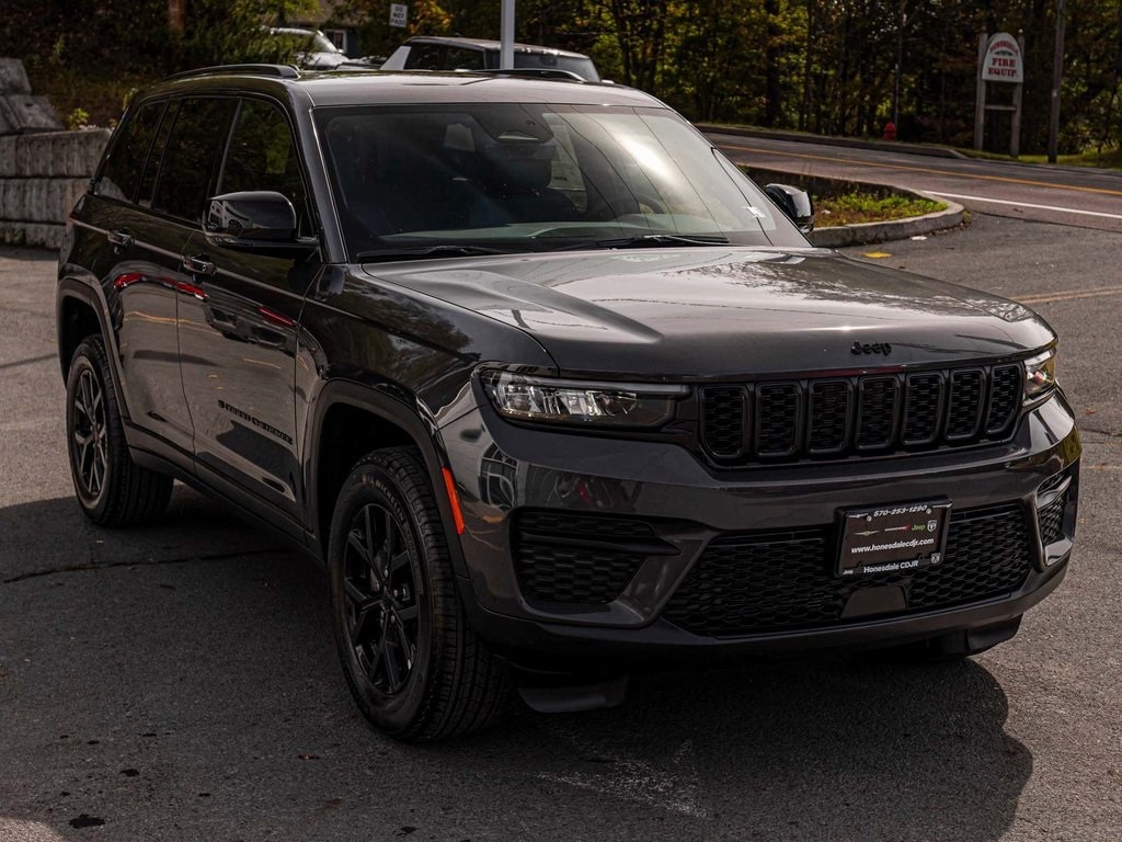 New 2025 Jeep Grand Cherokee ALTITUDE X 4X4 Sport Utility