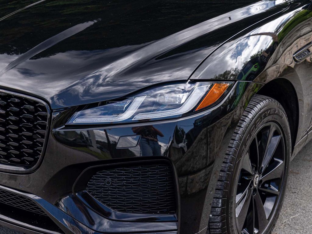 2026 Jaguar F-Pace R-Dynamic S - Photo 36