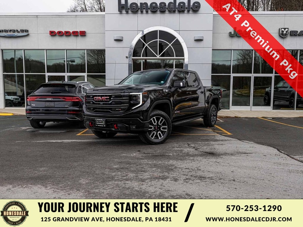 2025 GMC Sierra 1500 AT4's photo