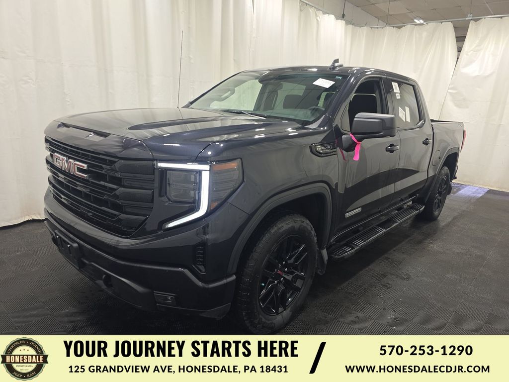 2023 GMC Sierra Elevation 4WD Crew Cab Short Box's photo