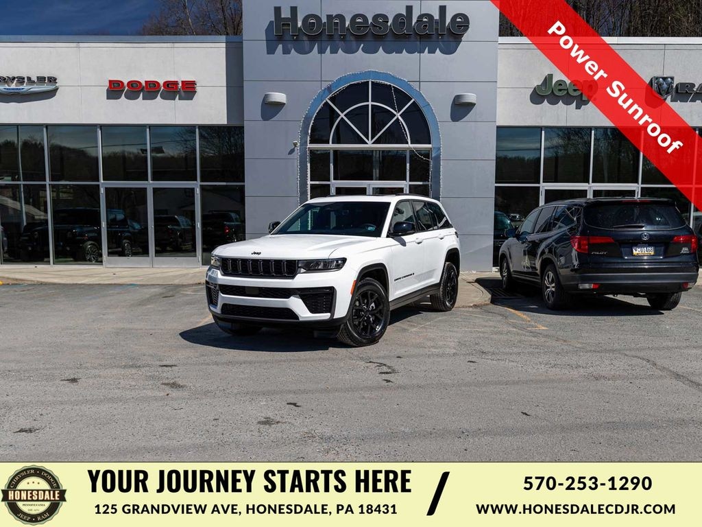 New 2026 Jeep Grand Cherokee LAREDO ALTITUDE 4X4 Sport Utility