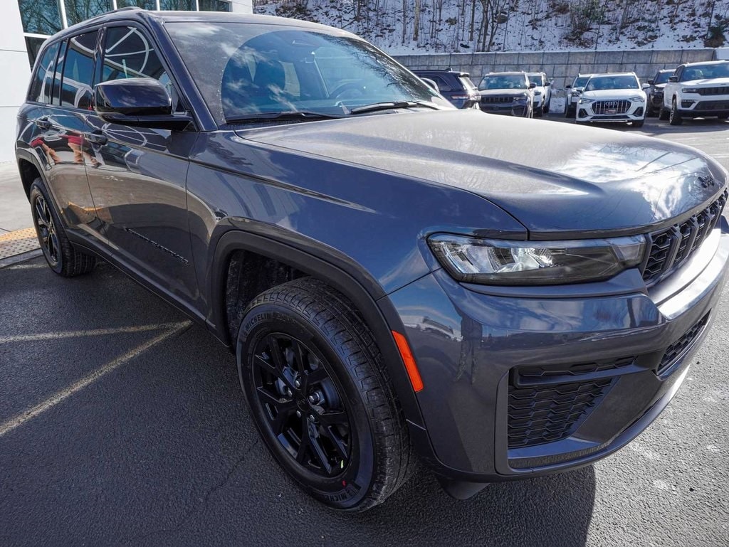 New 2026 Jeep Grand Cherokee ALTITUDE 4X4 Sport Utility