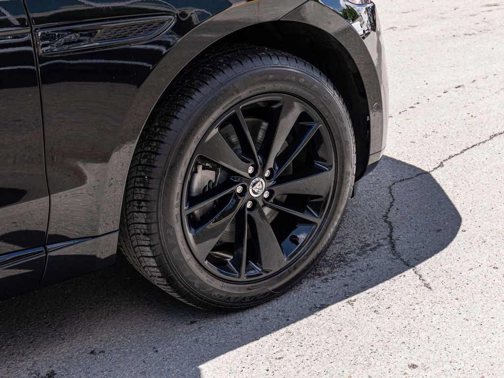 2026 Jaguar F-Pace R-Dynamic S - Photo 8