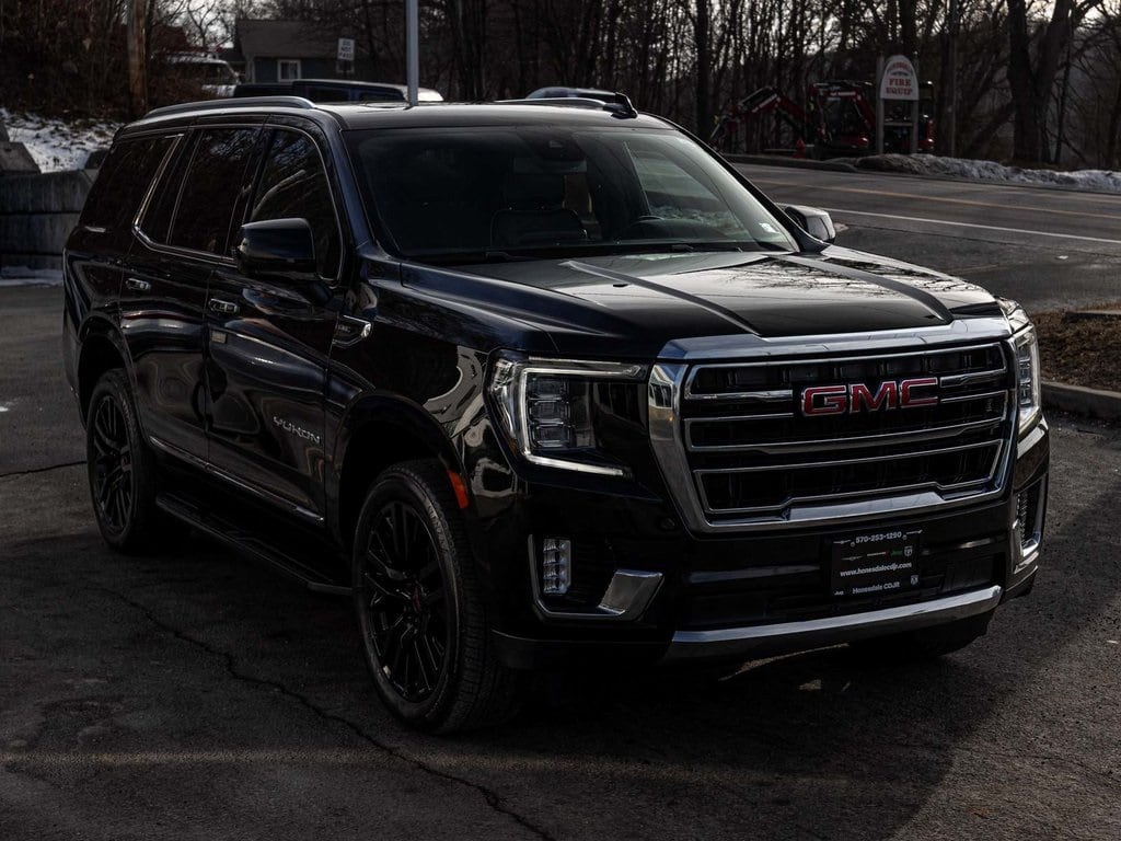Used 2023 GMC Yukon SLT SUV