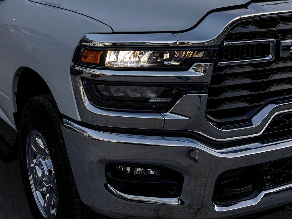 2025 RAM Ram 2500 Pickup Tradesman - Photo 25