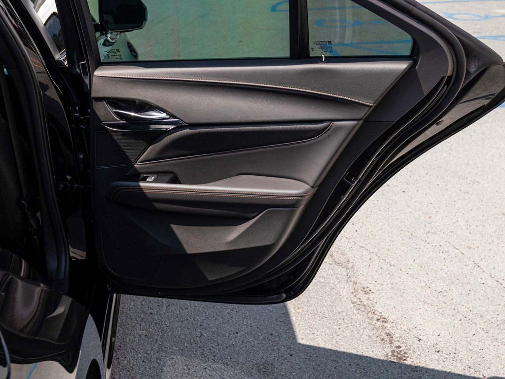 2025 Cadillac CT4-V V-Series - Photo 14