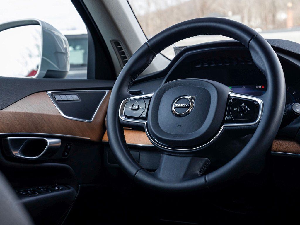 2024 Volvo XC90 Plus - Photo 23