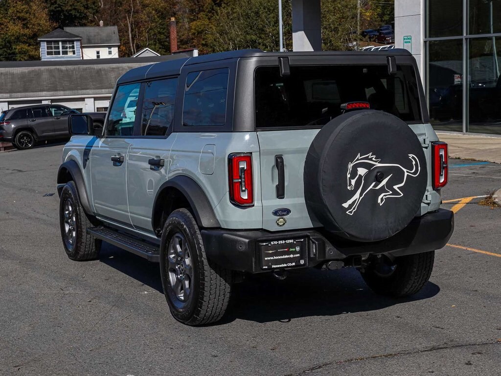 2022 Ford Bronco Big Bend photo 3