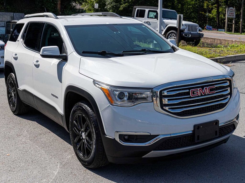 2019 Gmc Acadia SLT photo 2