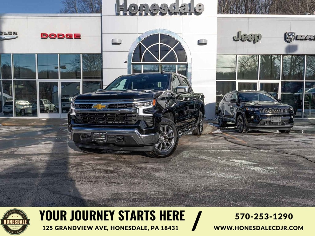 2025 Chevrolet Silverado 1500 LT's photo