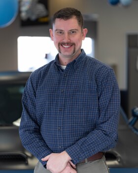 Staff member NICK KUSSOFF from ID_7b015d2a379d