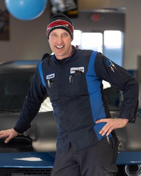 Staff member FRANK EVANS from ID_e3a4f8af70f8