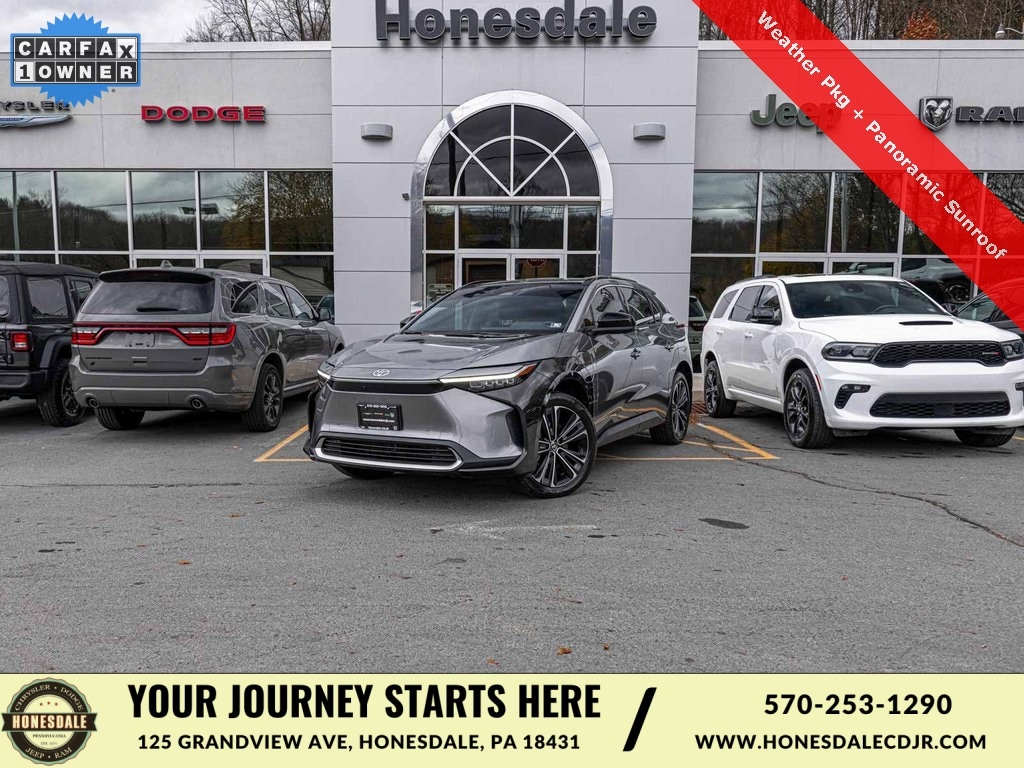 2024 Toyota bZ4X Limited's photo