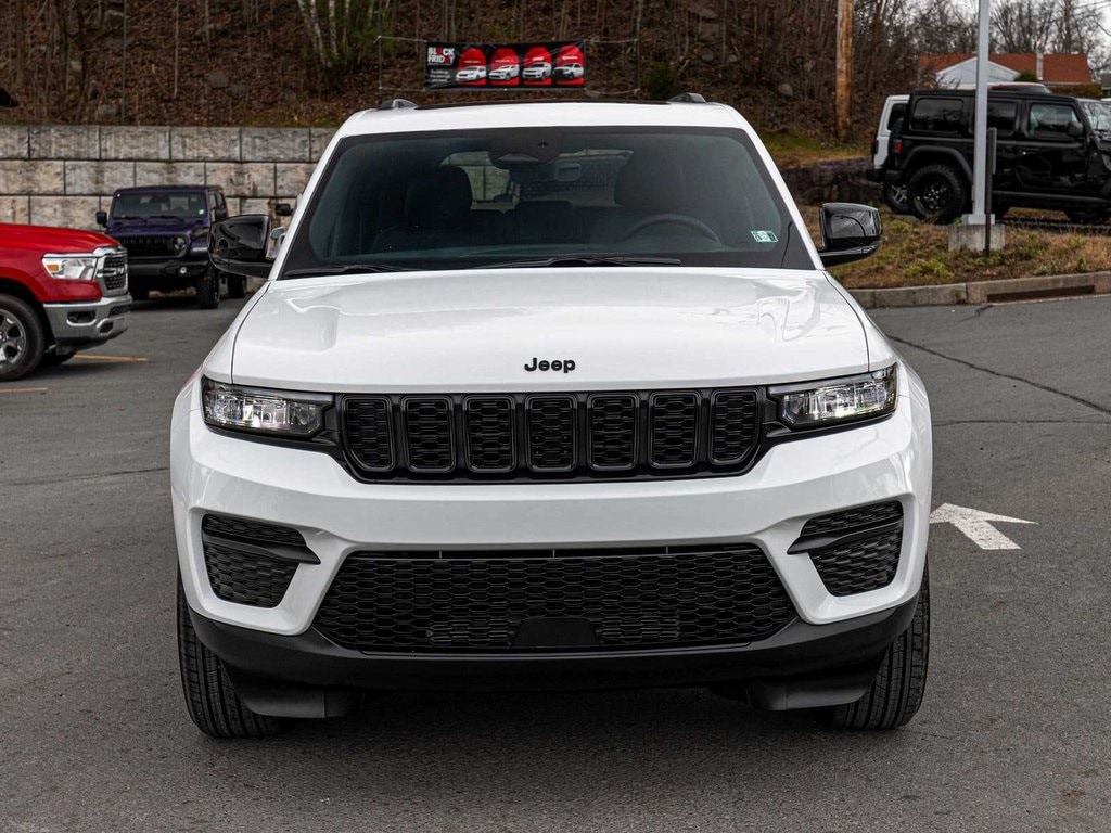 New 2025 Jeep Grand Cherokee ALTITUDE X 4X4 Sport Utility