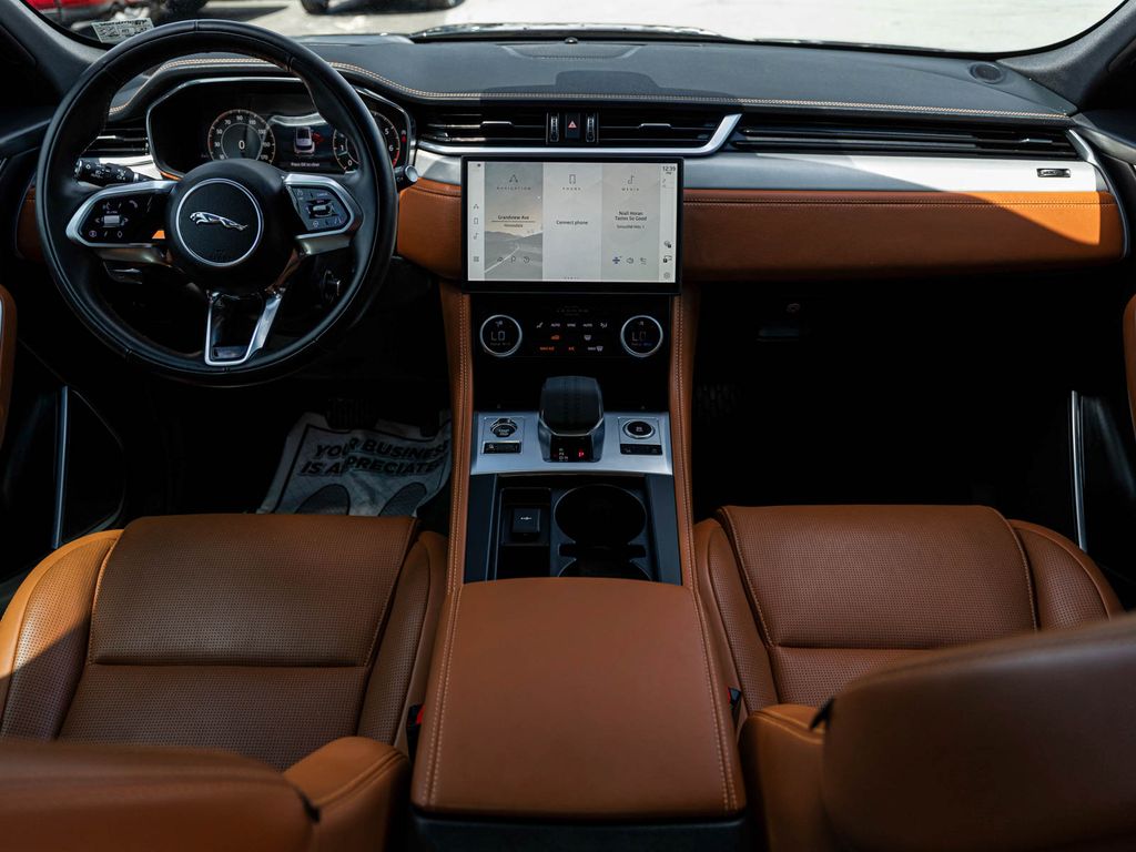 2026 Jaguar F-Pace R-Dynamic S - Photo 30