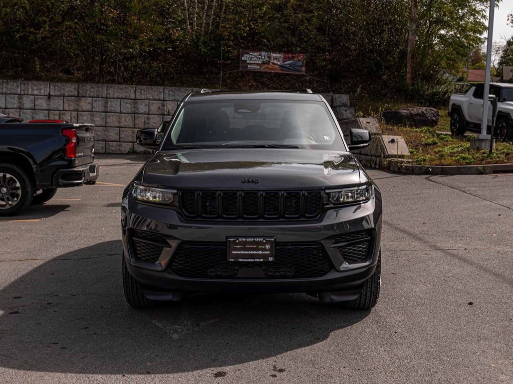 New 2025 Jeep Grand Cherokee ALTITUDE X 4X4 Sport Utility