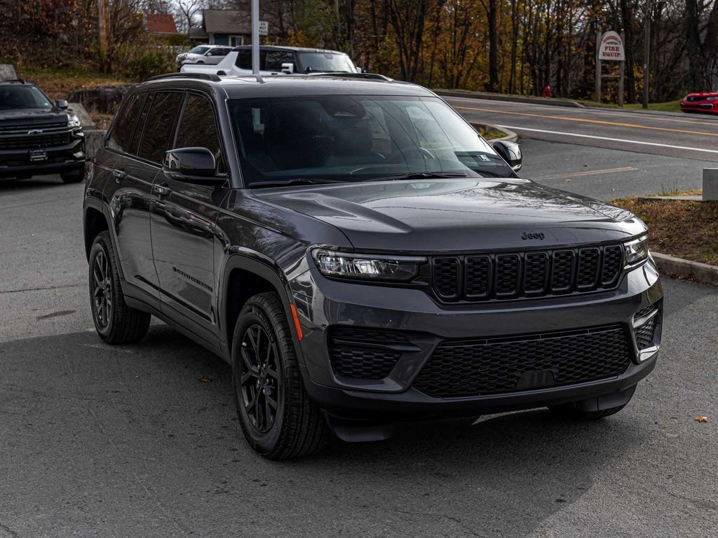 New 2025 Jeep Grand Cherokee ALTITUDE X 4X4 Sport Utility
