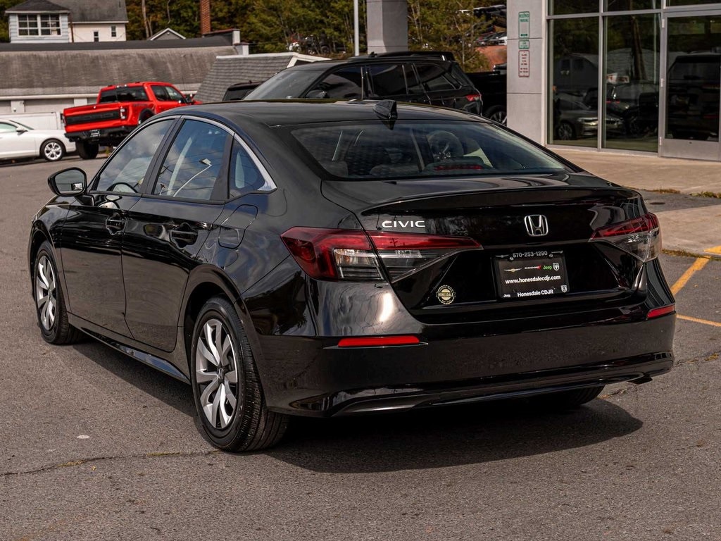 Used 2025 Honda Civic LX Sedan