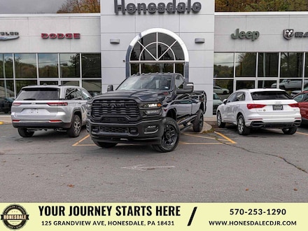 2026 Ram 2500 TRADESMAN REGULAR CAB 4X4 8' BOX Pickup