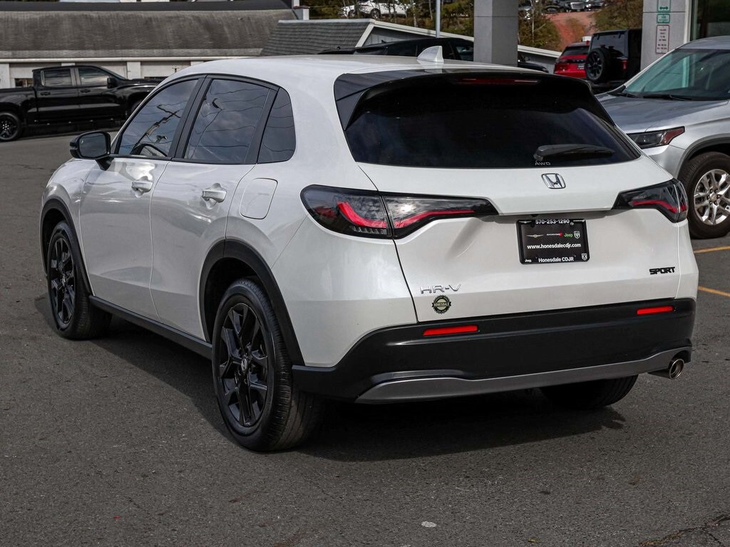 2025 Honda HR-V Sport photo 4
