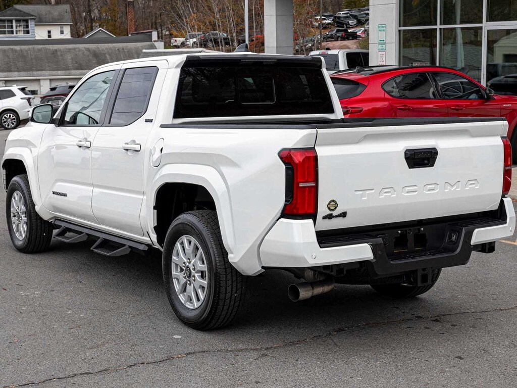 Used 2025 Toyota Tacoma SR5 Truck