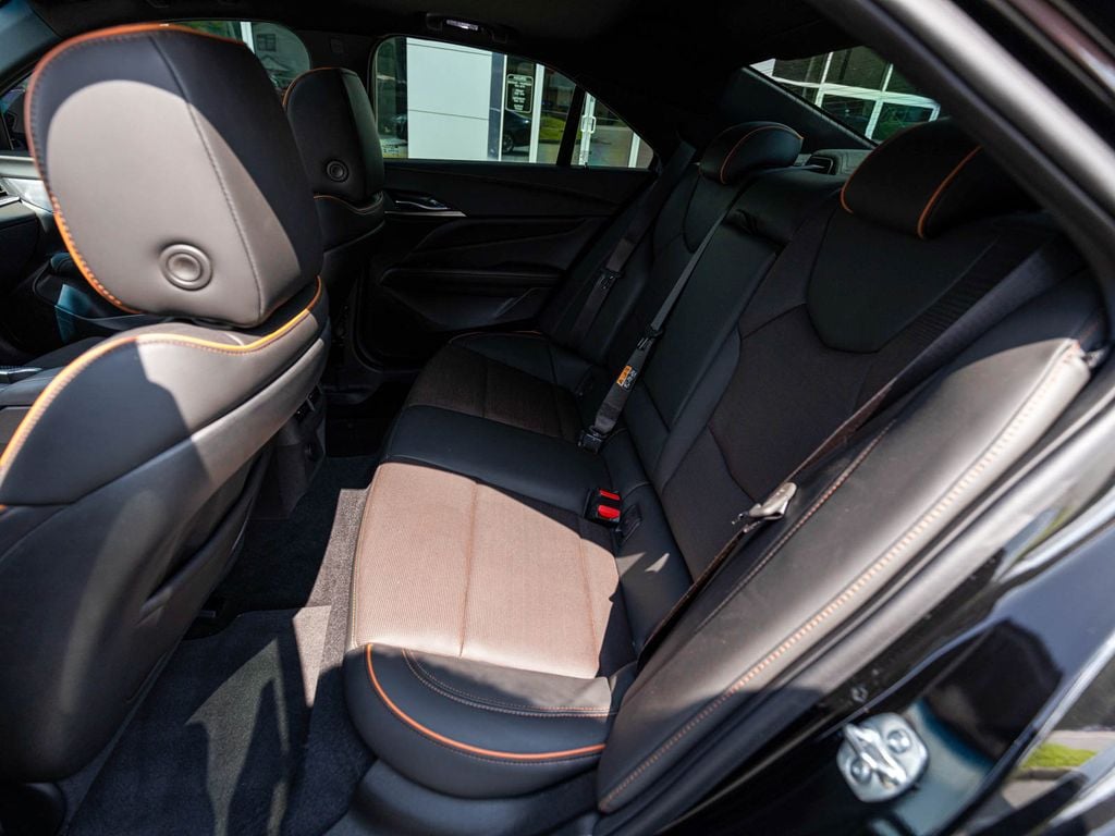 2025 Cadillac CT4-V V-Series - Photo 27