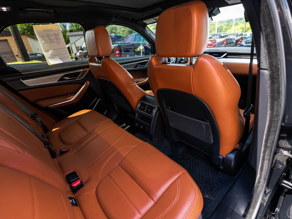 2026 Jaguar F-Pace R-Dynamic S - Photo 29
