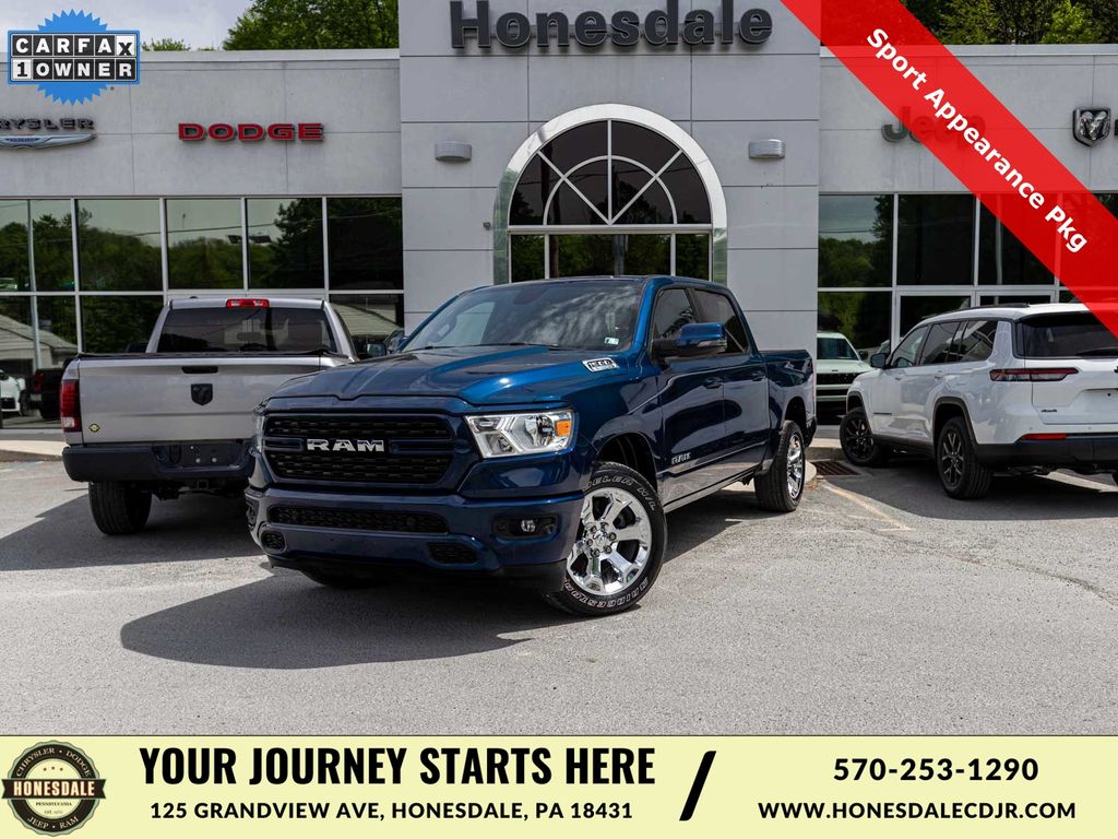 2023 RAM 1500 Big Horn/Lone Star 4x4 Crew Cab 5'7's photo
