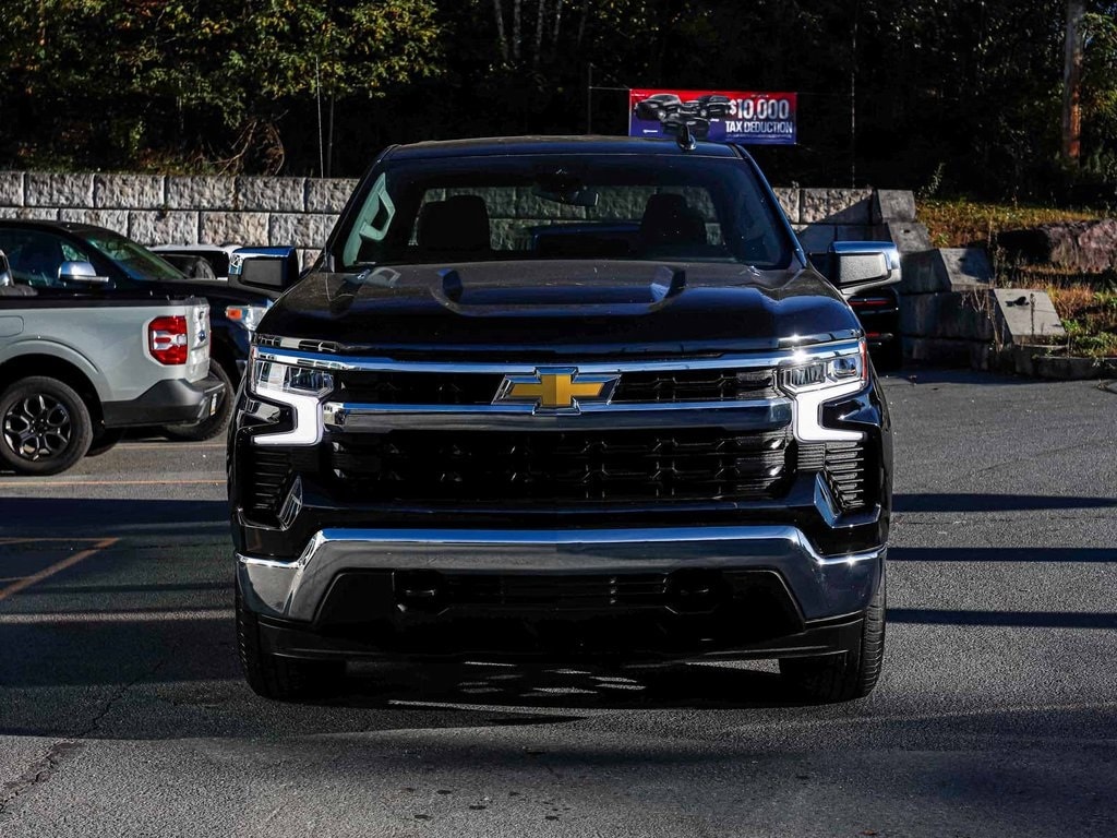 Used 2024 Chevrolet Silverado 1500 LT Truck