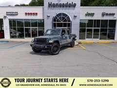 2026 Jeep Gladiator Willys 4x4 Pickup