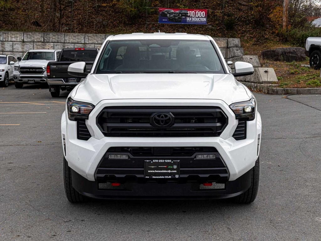 Used 2025 Toyota Tacoma SR5 Truck